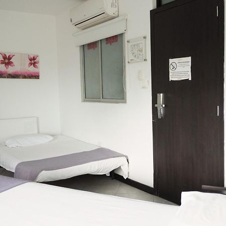 Depeapan Hotel Cali Ngoại thất bức ảnh