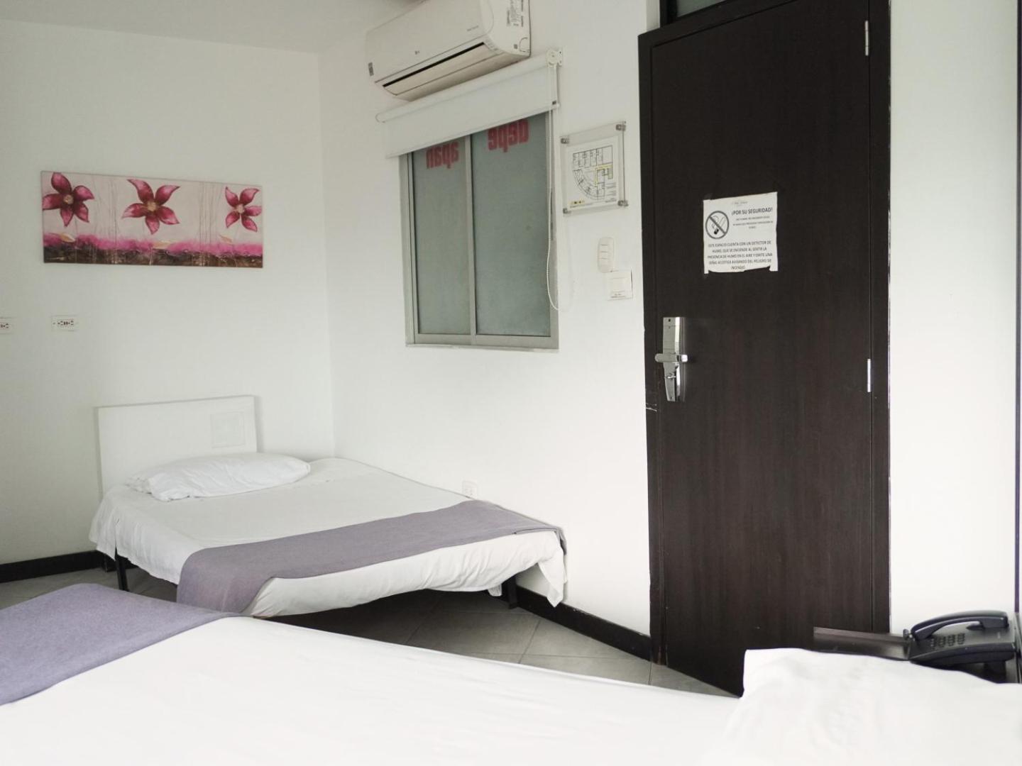 Depeapan Hotel Cali Ngoại thất bức ảnh